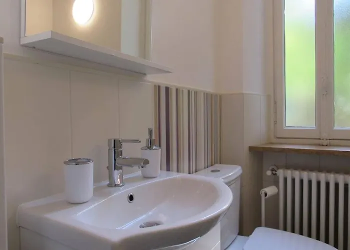 公寓 Peachey, Intero Piano Con Giardino *